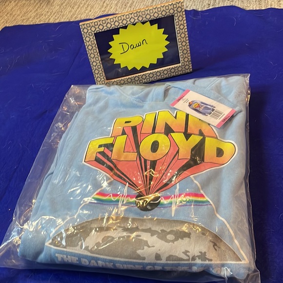 NWT Pink Floyd small sweatshirt - Picture 4 of 4
